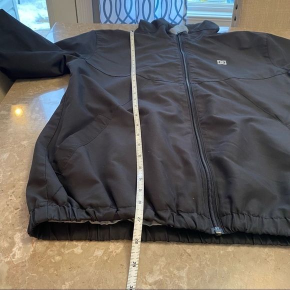 DC Men’s Black hooded full zip men’s jacket elastic in waist and cuffs size S - Picture 11 of 12